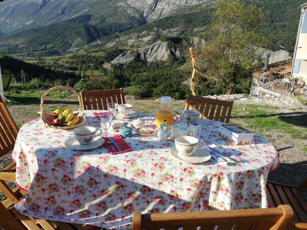 Gaia, Maison D'Hotes Verdon, Vue Feerique Blieux Eksteriør bilde